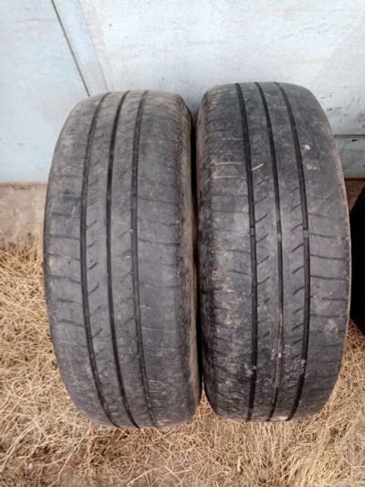 Лот: 15683938. Фото: 1. Шины Bridgestone B250 175/65 r14. Шины