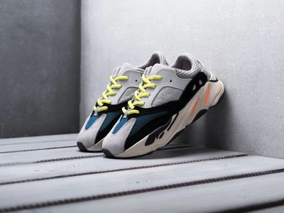 Лот: 16010278. Фото: 1. Кроссовки Adidas Yeezy Boost 700... Кеды, кроссовки