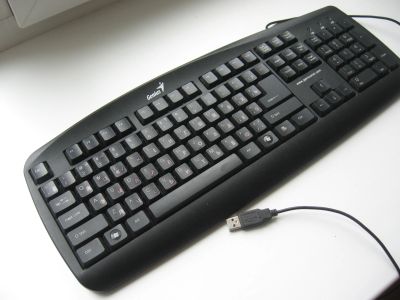 Лот: 19129842. Фото: 1. Клавиатура Genius, USB. Клавиатуры и мыши