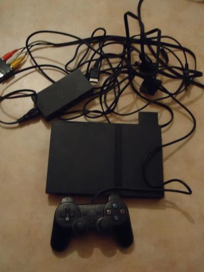 Лот: 4116035. Фото: 1. Sony PlayStation 2, б/у, все шнуры... Игровые приставки, консоли