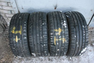 Лот: 4904888. Фото: 1. Почти новый комплект Fenix 235-35ZR19... Шины