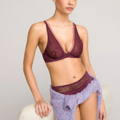 Лот: 24244375. Фото: 1. Бюстгальтер LaRedoute. Ковры