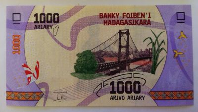 Лот: 25720983. Фото: 1. Мадагаскар 1000 ариари 2017 ПРЕСС. Африка