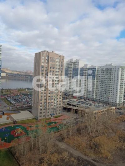 Лот: 22141650. Фото: 1. Сдам 2-комн. кв. 43.7 кв.м. Красноярск... Квартиры, студии