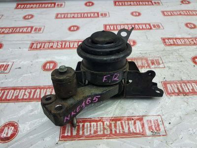 Лот: 20901083. Фото: 1. Подушка двигателя Toyota Corolla... Двигатель и элементы двигателя