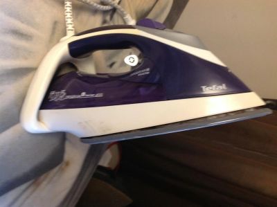 Лот: 3580343. Фото: 1. Продам утюг Tefal FV9340, обмен. Утюги, парогенераторы, отпариватели