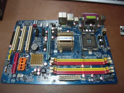 Лот: 14561391. Фото: 1. Материнская плата 775 Gigabyte... Материнские платы