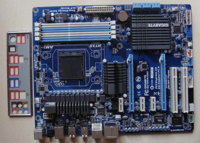 Лот: 5242797. Фото: 1. Материнская плата Gigabyte GA-970A-UD3. Материнские платы
