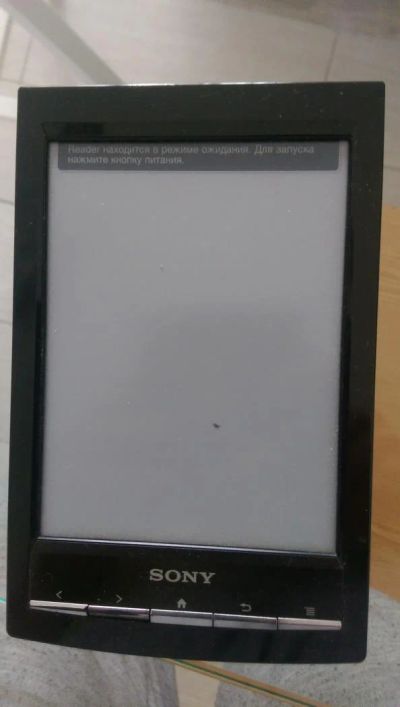 Лот: 7176216. Фото: 1. Продам электронную книгу sony... Электронные книги