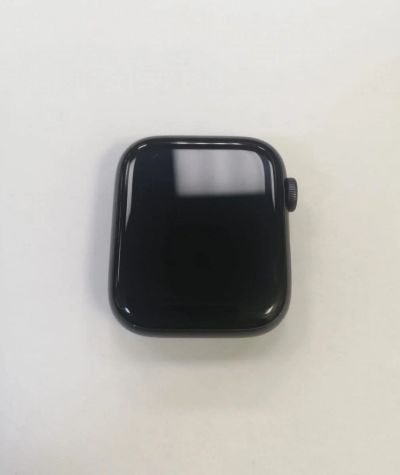 Лот: 17838383. Фото: 1. Apple Watch SE 44mm Space Gray... Смарт-часы, фитнес-браслеты, аксессуары