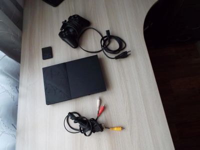Лот: 8017499. Фото: 1. Игровая приставка SONY PlayStation... Другое (бытовая техника)