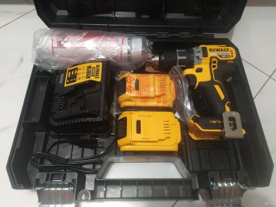 Лот: 18571076. Фото: 1. Шуруповёрт Dewalt DCD 791P2. Электроинструмент