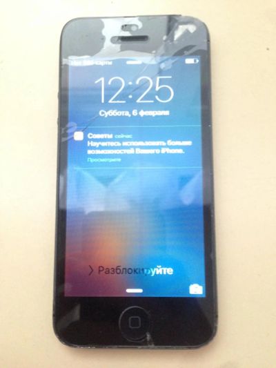 Лот: 6890240. Фото: 1. iPhone 5-64gb черный. Смартфоны