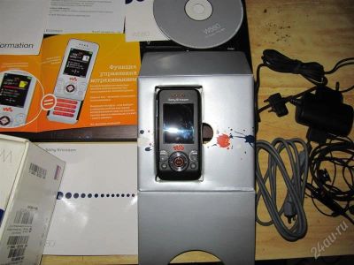 Лот: 1448162. Фото: 1. SONY Ericsson W580i красавица... Кнопочные мобильные телефоны