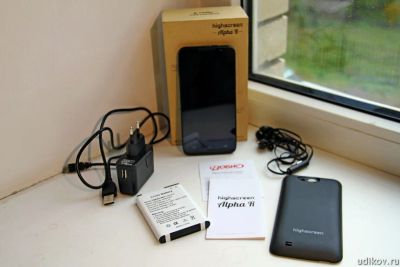 Лот: 4878401. Фото: 1. Смартфон HighScreen Alpha R [5... Смартфоны