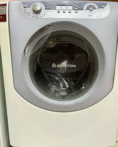 Лот: 20229614. Фото: 1. Стиральная машина Hotpoint-Ariston... Стиральные машины