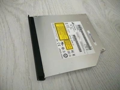 Лот: 15315075. Фото: 1. Дисковод Lenovo g700. Приводы CD, DVD, BR, FDD