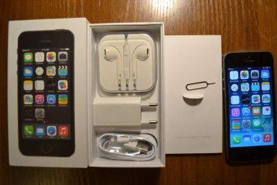 Лот: 5209035. Фото: 1. iPhone 5s 16Gb РСТ Space Grey. Смартфоны