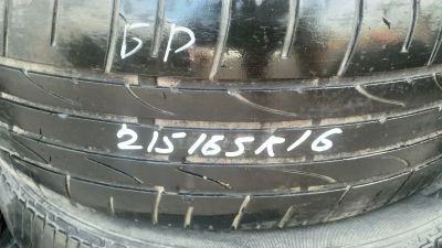 Лот: 16310442. Фото: 1. 215/65 R16 Bridgestone одно. . Шины