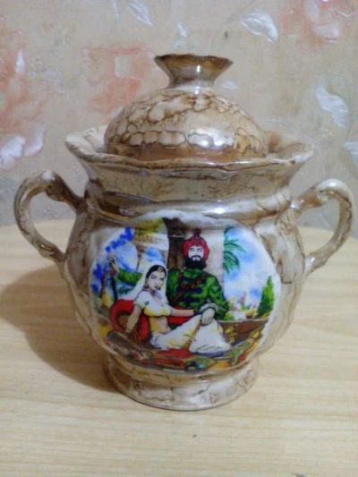 Лот: 6811755. Фото: 1. продам сахарницу. Другое (посуда, кухонная утварь)