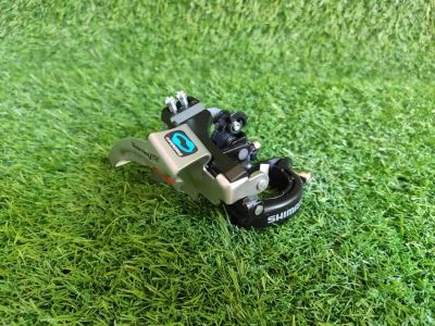Лот: 17880319. Фото: 1. Переключатель передний Shimano... Запчасти