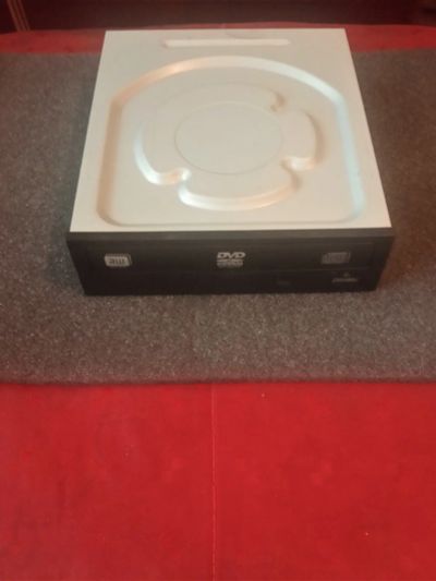 Лот: 15157198. Фото: 1. DVD привод SATA. Приводы CD, DVD, BR, FDD