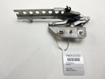 Лот: 21234630. Фото: 1. Петля капота Audi A8 2003 4E0823302E... Кузов
