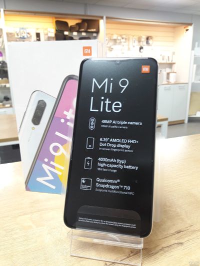 Лот: 14821978. Фото: 1. Смартфон Xiaomi Mi 9 Lite 6/128GB... Смартфоны