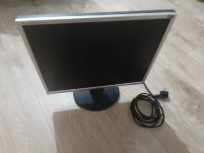 Лот: 23312875. Фото: 1. Монитор 19" lg l1953s. ЖК-мониторы