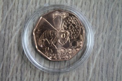 Лот: 20025096. Фото: 1. Австрия 5 евро 2023 года Танец... Германия и Австрия