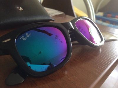 Лот: 9596843. Фото: 1. Солнцезащитные очки Ray Ban Wayfarer... Очки солнцезащитные