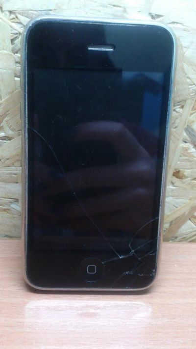 Лот: 7065575. Фото: 1. Iphone 3g 8gb. Смартфоны