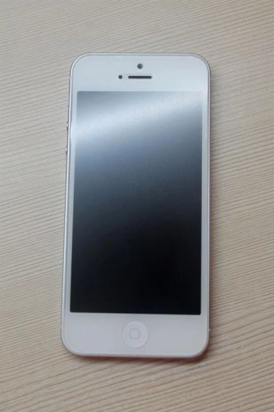 Лот: 3473510. Фото: 1. Продам Apple iPhone 5 16Gb White. Смартфоны