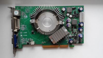 Лот: 4614122. Фото: 1. LeadTek WinFast GeForce 6600GT... Видеокарты