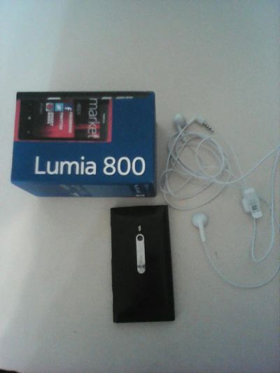 Лот: 8175325. Фото: 1. Nokia lumia 800. Смартфоны