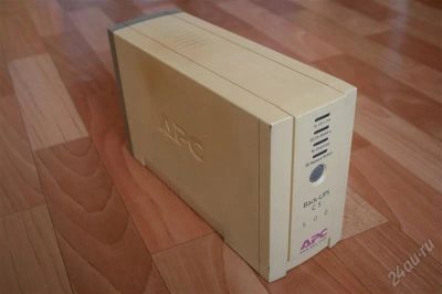 Лот: 103780. Фото: 1. ИБП APC Back-Up CS 500VA USB/Serial... ИБП, аккумуляторы для ИБП