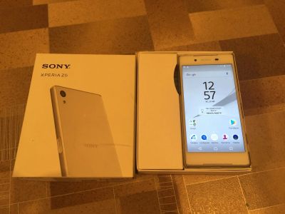Лот: 15018626. Фото: 1. Sony Xperia Z5 (E6653). Смартфоны