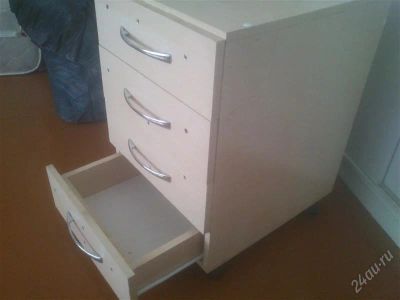 Лот: 2934429. Фото: 1. Тумбочка на колесиках, 4 ящика. Тумбы