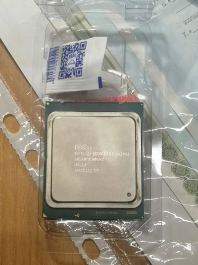 Лот: 17429765. Фото: 1. Процессор Intel Xeon E5 2630 V2... Процессоры