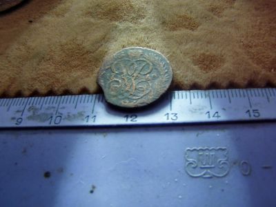 Лот: 7987824. Фото: 1. Хорошая денга 1760 года с браком-выкусом... Россия до 1917 года