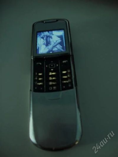 Лот: 603035. Фото: 1. Nokia 8800 оригинальный. Кнопочные мобильные телефоны