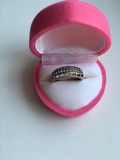 Лот: 7695192. Фото: 1. Кольцо серебряное с камнями Сваровски. Кольца, перстни