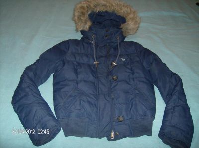 Лот: 3287647. Фото: 1. Пуховик Abercrombie. Верхняя одежда