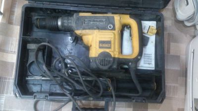 Лот: 7968539. Фото: 1. Перфоратор Dewalt D 25501 K. Электроинструмент