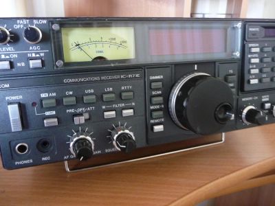 Лот: 9371346. Фото: 1. Радио ресивер Icom IC-71E ( Динамический... Рации, радиостанции