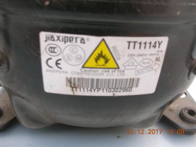 Лот: 12802175. Фото: 1. Импортный компрессор от холодильника. Запчасти для остальной бытовой техники