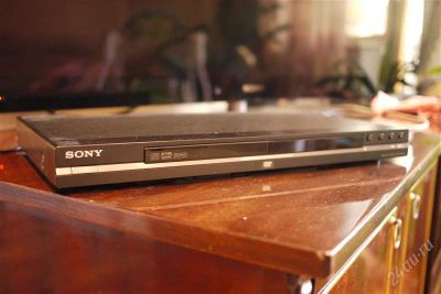 Лот: 1695987. Фото: 1. DVD плеер SONY. DVD, Blu-Ray плееры