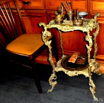 Лот: 16980046. Фото: 1. Антикварный столик бронза 19 век... Предметы интерьера и быта