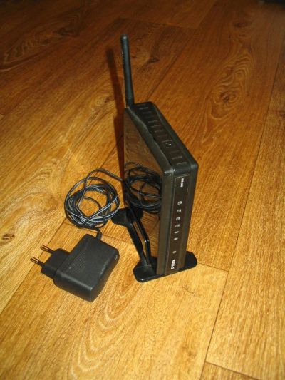 Лот: 3518787. Фото: 1. Wi-Fi роутер. D-Link DIR-300. WiFi, Bluetooth адаптеры
