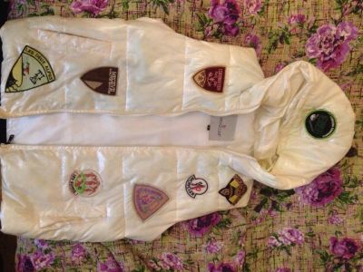 Лот: 4278186. Фото: 1. Жилетка Moncler. Верхняя одежда